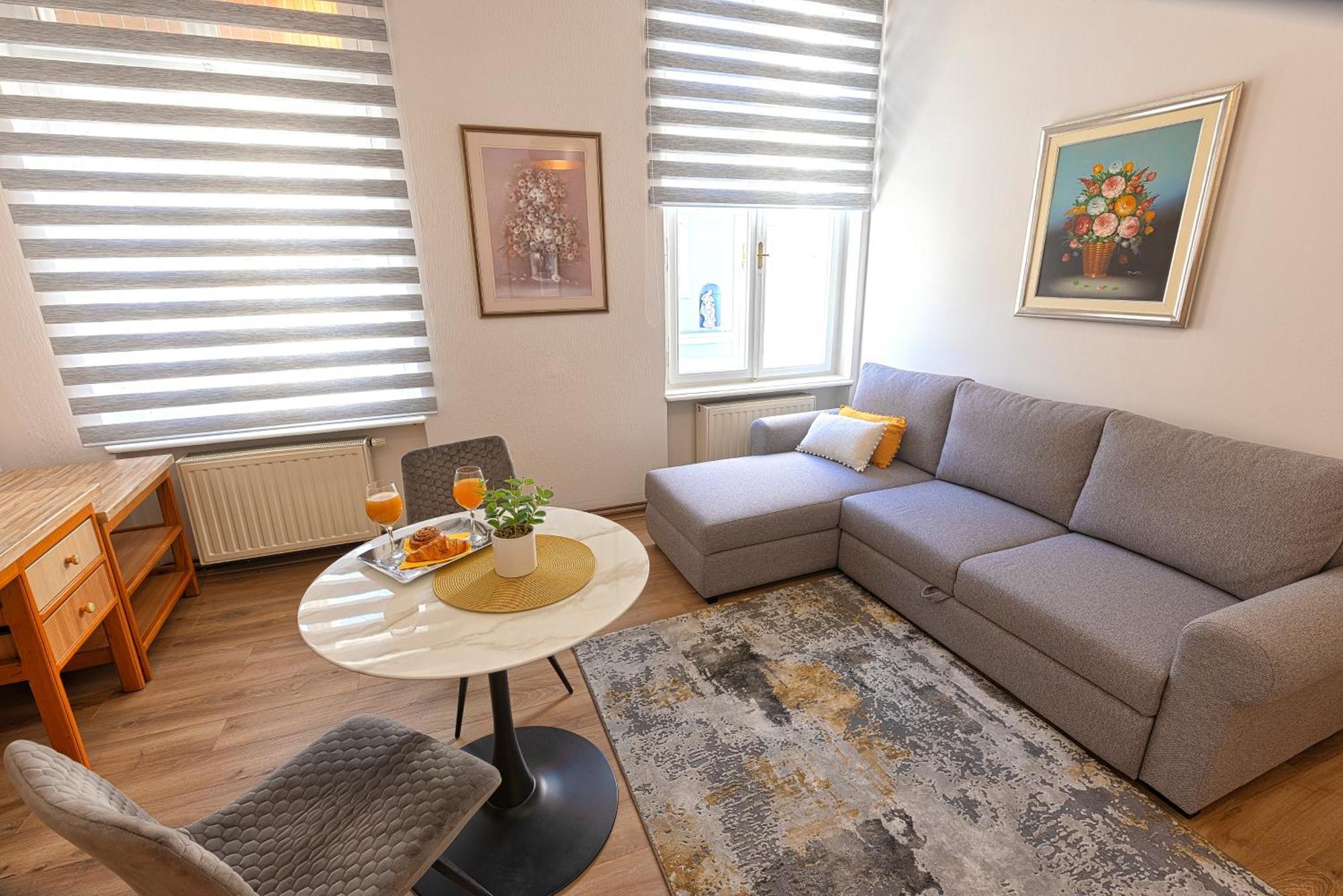Apartmani Maltar Βαράζντιν Εξωτερικό φωτογραφία