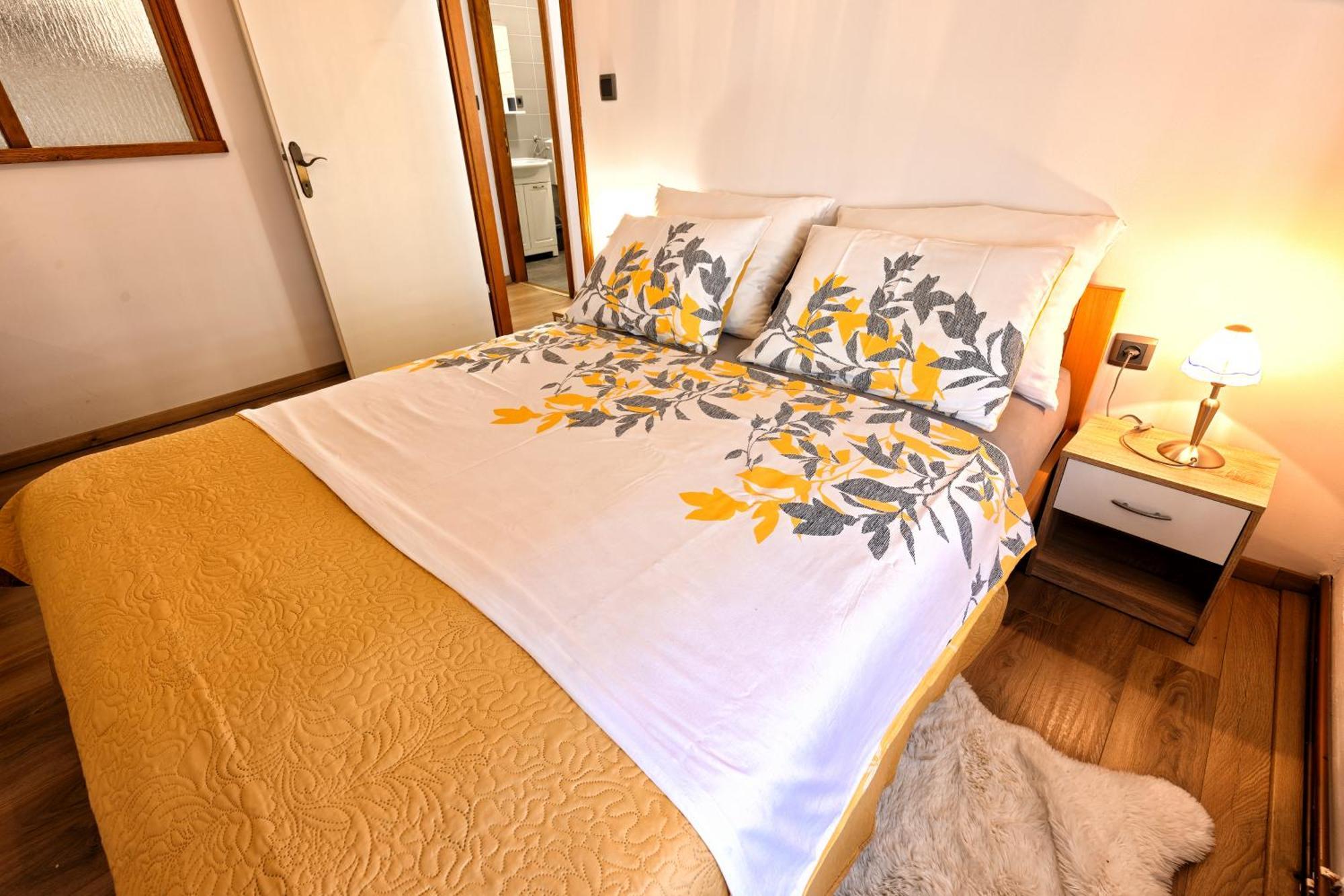 Apartmani Maltar Βαράζντιν Εξωτερικό φωτογραφία