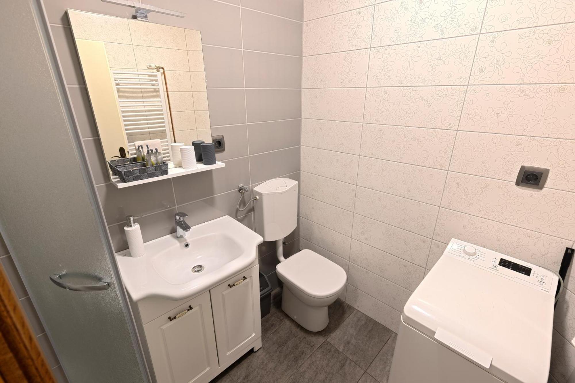 Apartmani Maltar Βαράζντιν Εξωτερικό φωτογραφία